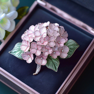 Broche élégante originale en forme de fleur d'hortensia, plaquée or rose, en alliage de zinc, cadeau pour femme, accessoire de mode - Product Image 1
