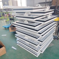 Ventana Abatible y Giratoria de Aluminio Premium con Tecnología Antihuracanes para Construcción Sostenible