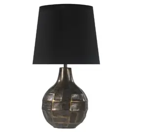 意大利热销灯设计，用于装饰室内黄铜铝铁，用于家庭办公室的实心台灯