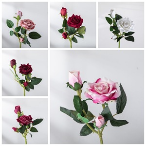 ดอกกุหลาบประดิษฐ์ CallaFloral ก้านเดี่ยว สีแดงเข้ม ผ้าทอแบบแพน สำหรับตกแต่งงานแต่งงานภายในอาคาร - Product Image 3