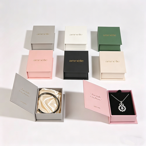 Caja de regalo rectangular de cartón con cierre magnético ecológico para pulseras del Día de San Valentín - Empaque impreso personalizado - Product Image 2