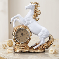 Nouvelles sculptures de chevaux en résine argentée/dorée, art populaire européen, sculptées à la main, pour la décoration de la maison, de l'hôtel et du bureau
