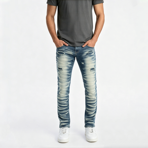 Pantaloni in denim lavato stampato eleganti e all'avanguardia, a vita bassa e vestibilità slim, per look hip-hop, punk e streetwear. - Product Image 3