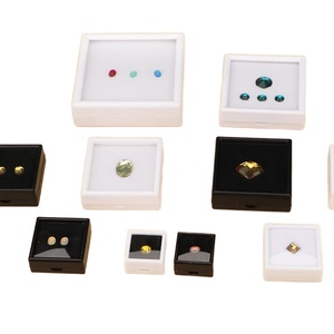 Boîte de présentation carrée simple en acrylique transparent à surface annulaire, en mousse à mémoire de forme monocouche, pour pierres précieuses en vrac et diamants bruts, anti-poussière - Product Image 1