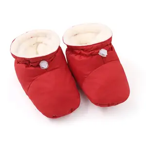 暖かい新生児ウォーキング厚手の靴下靴スターパターンブーツ付きソフトソールブーツEVAコットン生地ガールズソックス
