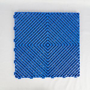 Hot Sell Car Wash Shop pp Sol <span class=keywords><strong>pour</strong></span> <span class=keywords><strong>Garage</strong></span> Detailing <span class=keywords><strong>Garage</strong></span> Mat Carreaux de sol en plastique - Product Image 5