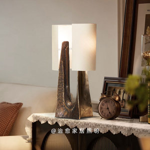 โคมไฟ LED 220V ตั้งโต๊ะทำจากโลหะสไตล์จีนย้อนยุคสำหรับ E27ในห้องนอนห้องนั่งเล่น - Product Image 1