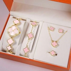 Petal Four-leaf Clover <strong>Women's</strong> <strong>Watch</strong> and Bracelet <strong>Set</strong> Different Color Ladies <strong>Watch</strong> and Bracelet <strong>Set</strong> for Gift - Product Image 5