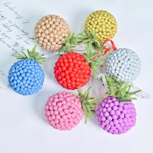 Nouvelles Boules Décoratives de Noël Personnalisées en Plastique, Ornées de Baies Pailletées Peintes, 3 Couleurs - Product Image 3
