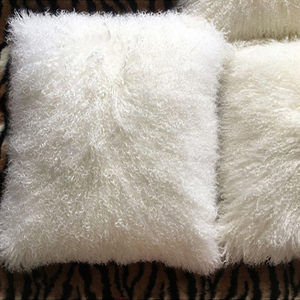 Cuscino Quadrato <span class=keywords><strong>40x40</strong></span> in Pelliccia di Pecora Tibetana Bianca per Neonati, Cuscino Mongolo con Pelliccia Lunga e Riccia - Product Image 4