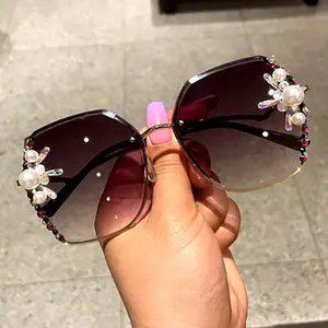 YTSCY70690 Wholesale Sunglasses Sun Glasses Diamond Style Alloy Designer Sunglasses Famous Brands Gold Glasses Newest 2021