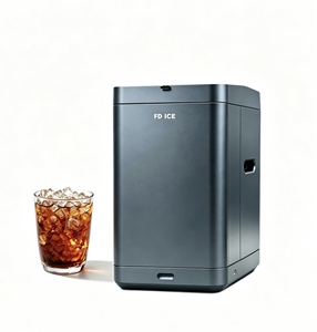 Machine à glaçons en forme de nuggets alimentée par batterie, prix d'usine, portable, pour <span class=keywords><strong>camping</strong></span>, <span class=keywords><strong>camping</strong></span>-<span class=keywords><strong>car</strong></span>, extérieur, nouvelle machine à glaçons à mâcher portable - Product Image 1
