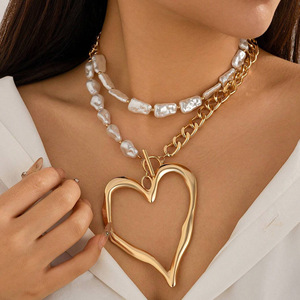 New Design Gold Trendy Large Exaggerated Hollow Heart Shaped <strong>Pendant</strong> <strong>Necklace</strong> Imitation <strong>Pearl</strong> Leopard Print Double Layer Chain - Product Image 3