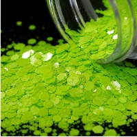 Paillettes épaisses vert macaron mat, résistantes aux solvants, en polyester, échantillon gratuit, flocons hexagonaux pour résine, gobelets et artisanat 2026
