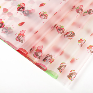Lusso 58*58 cm/pz bambina fragola modello impermeabile stampa fiore di plastica carta da imballaggio per involucro floreale - Product Image 5