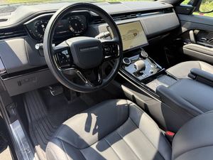 Negro, Land-Rover <span class=keywords><strong>Range</strong></span> Rover <span class=keywords><strong>Sport</strong></span> P360 First Edition AWD <span class=keywords><strong>2023</strong></span>, Volante a la Izquierda, R18, Usado, Asientos de Cuero, Navegación, Asientos con Calefacción, Panorámico - Product Image 5