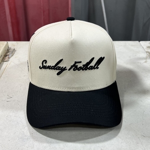 Gorra de Béisbol Personalizada con Bordado 3D en Relieve para Fanáticos del Fútbol, Gorra de Béisbol Estructurada de Dos Tonos de Primera Calidad, Gorra de Cinco Paneles con Cierre a Presión - Product Image 1