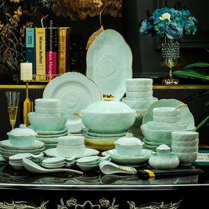 Juego de cuencos y platos de porcelana blanca de Jingdezhen con relieve verde sombreado, juego de cuencos y platos de cerámica, cuencos para inauguración de casa. - Product Image 5
