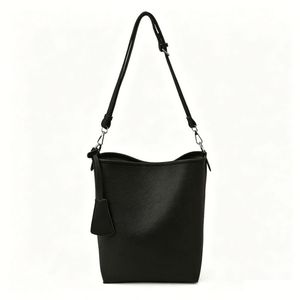 Sac seau en cuir véritable de grande capacité pour femme, sac à bandoulière simple, à la mode, pour la saison printemps/été, nouvelle collection - Product Image 4