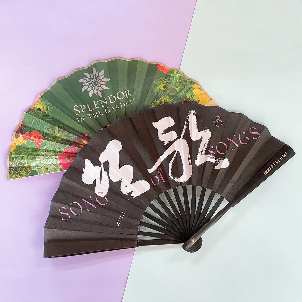 Prezzo di fabbrica 23cm cinese OEM ventaglio a mano costole di colore caldo di fabbrica tessuto di legno ventilatore a mano per la decorazione del partito
