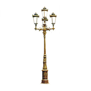 Lampadaire LED extérieur traditionnel super lumineux à 3 têtes en alliage d'aluminium, étanche, blanc chaud 3500K, angle de faisceau de 20 degrés, garantie 10 ans - Product Image 6