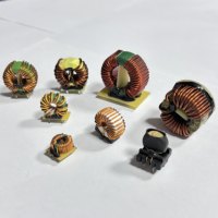 Inducteur à mode commun SMT à profil bas, à noyau NiZn haute température, à haute fréquence et faible perte pour carte de circuit RF