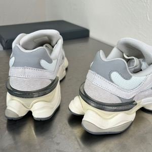 Zapatillas Deportivas Unisex 9060 de Alta Calidad, de Piel Genuina, con Cordones, Transpirables, Clásicas para Caminar y Correr - Product Image 1