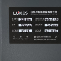 Bonne qualité LKS-330 Adaptable Offre Spéciale électrique cahier d'exercices couture pliant livret fabricant Machine pour dépliants livret