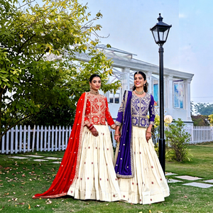 Conjunto de Lehenga Choli de diseñador indio con bordados elaborados para mujer, largo hasta el suelo, para bodas y fiestas, traje étnico de algodón con falda y dupatta. - Product Image 1
