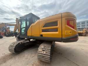 รถขุดขนาดกลางรุ่นใหม่ XE200GA คุ้มค่า ประหยัด พร้อมส่ง รถขุดตีนตะขาบ 20 ตัน - Product Image 6