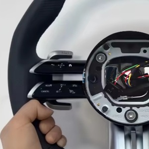 Volante in Pelle Personalizzato per Mercedes-Benz Classe W204 W205 <span class=keywords><strong>AMG</strong></span> <span class=keywords><strong>W212</strong></span> W213 W447 W463 GLC GLA C63 E63 S63 - Product Image 4