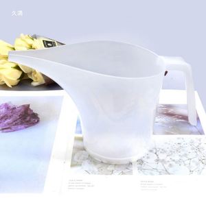 Pichet doseur en plastique personnalisé à long bec de 1000 ml pour la fabrication de bougies, de savons, de résines et de bijoux artisanaux - Product Image 6