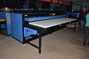 Presse à chaud hydraulique <span class=keywords><strong>grand</strong></span> <span class=keywords><strong>format</strong></span> 300*200cm, 1 face, 1 poste, pour sublimation sur tapis de yoga, murs, bois, panneaux acryliques et <span class=keywords><strong>aluminium</strong></span> - Product Image 3
