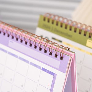 <span class=keywords><strong>2025</strong></span> Thiết Kế Mới Biểu Tượng Tùy Chỉnh Kích Thước Bảng Lịch Có Thể Tái Chế Tấm Ban Kraft Giấy In Đầy Màu Sắc Cho Hộ Gia Đình Văn Phòng Bàn - Product Image 4