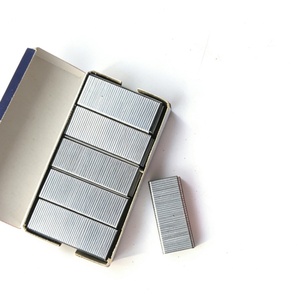 Precio de Fábrica al por Mayor: Grapas Tipo U 24/6 de Gran Venta para Herramientas Manuales - Product Image 3