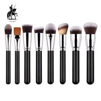 Set de Brochas de Maquillaje de Alta Calidad con Mango de Madera, Incluye Brocha Grande Plana Angulada para Base y Brocha para Difuminar, Marca Privada