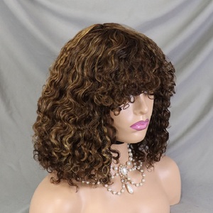 Perruque Bob sans colle à ondulations naturelles de 12 pouces, densité 200 %, en cheveux humains, prête à porter, avec frange, couleur Ombré Blond Miel pour femmes - Product Image 1