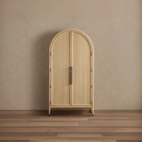 Armoire de chambre de luxe en chêne Sovereign Modern American Heritage, à 2 portes cintrées cannelées, ensemble de placard pour vêtements