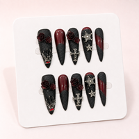 Ongles artificiels à presser longs et pointus, faits main, de luxe, style sorcière gothique, avec motif rose 3D noir et rouge, pour Halloween, lot de 10 pièces