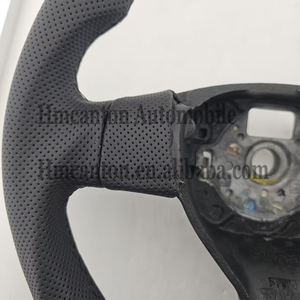 Volante Deportivo de Cuero Perforado en Oferta para Volkswagen VW GTI7 Golf MK7 - Product Image 4