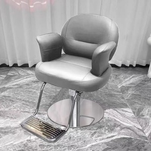 Sillón de Barbería Giratorio y Elevador de Calidad Superior para Salones de Belleza, Apto para Tintes, Permanentes y Cortes - Product Image 3