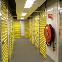 Unité de stockage commercial auto-aménagée de différentes tailles, avec garantie de qualité, en promotion à prix abordable