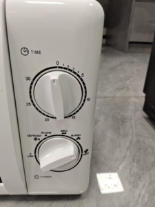 Horno <span class=keywords><strong>Microondas</strong></span> Control Mecánico 20L <span class=keywords><strong>Microondas</strong></span> Independiente color blanco - Product Image 3