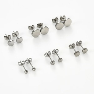 Boucles d'oreilles clous en acier inoxydable à tête plate pour hommes et femmes, tailles 3/4/5/6/7/8MM, style Hip Hop, avec fermoir à pression, pour fêtes et bureau/carrière - Product Image 3