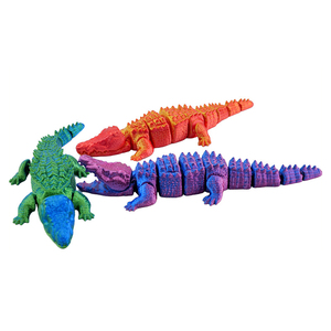 Crocodile articulé imprimé en 3D, reptile flexible avec mâchoire mobile pour sculpture cinétique de bureau, ornement de bureau - Product Image 2
