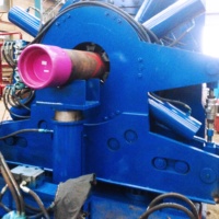 Peralatan pengeboran API Tiongkok casing tubing mesin bucking torsi tinggi unit buck on mesin buck off