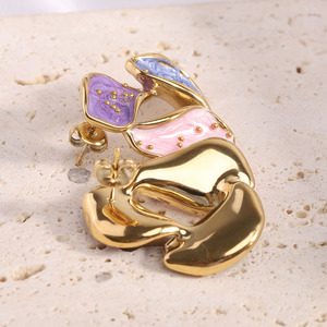 Boucles d'oreilles pendantes 29MM en émail, forme goutte d'eau, design asymétrique feuille, plaqué or, alliage de zinc, tige en acier inoxydable, pour femme, idéales pour les soirées - Product Image 4