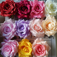 Vente flash - Têtes de fleurs artificielles en soie, fausses roses à feuilles de thé pour les décorations florales de mariage et la décoration intérieure