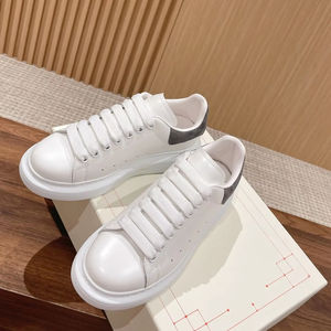 Zapatillas Blancas Casuales de Diseño, Primavera 2026, Nuevas, de Diseñador, Moda de Lujo, Hechas a Mano, Personalizadas, Marca Original - Product Image 1