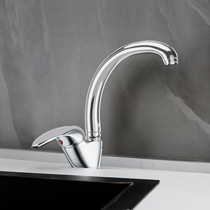 PRIMA Mitigeur d'évier à levier unique avec nettoyants pour toilettes chromés à bec haut - Product Image 5